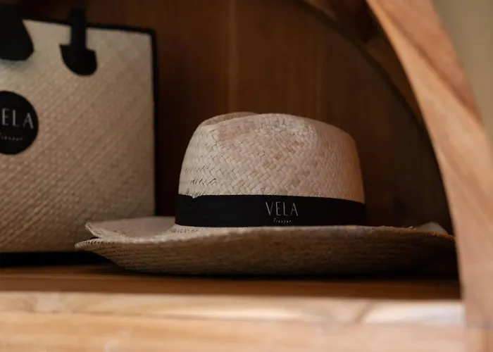 Vela Boutique - Oceanfront Tianyar