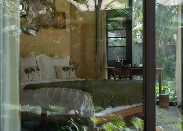 Vela Boutique - Oceanfront Campo de lujo Tianyar